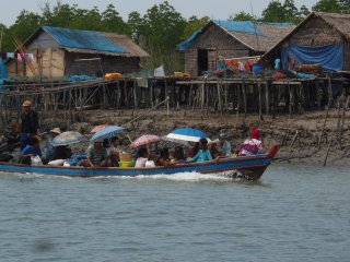 Dorf am Fluss Myeik Myanmar 